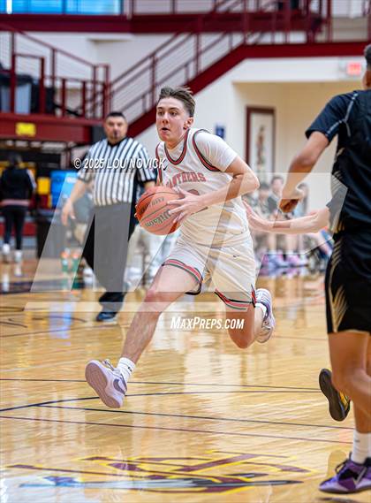 Thumbnail 3 in Mesa Vista @ Menaul (Braves Invite at Santa Fe Indian School) photogallery.