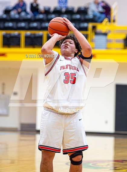 Thumbnail 1 in Mesa Vista @ Menaul (Braves Invite at Santa Fe Indian School) photogallery.