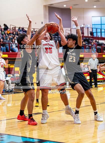 Thumbnail 1 in Mesa Vista @ Menaul (Braves Invite at Santa Fe Indian School) photogallery.