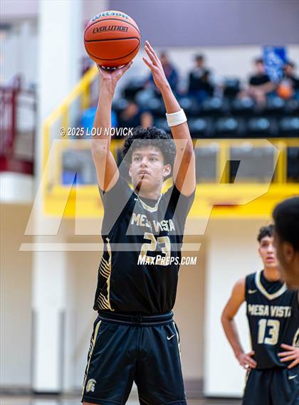 Thumbnail 3 in Mesa Vista @ Menaul (Braves Invite at Santa Fe Indian School) photogallery.