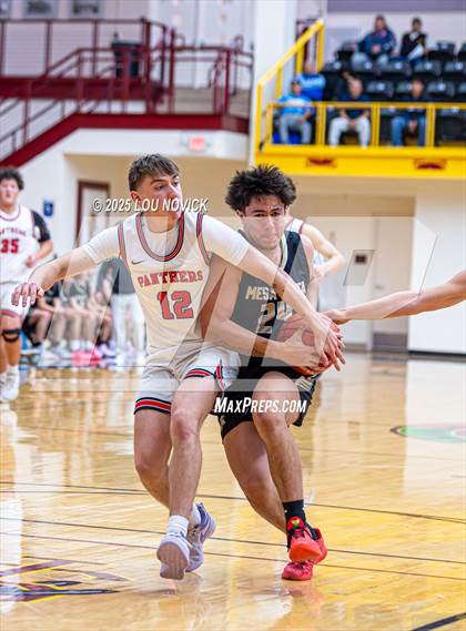 Thumbnail 1 in Mesa Vista @ Menaul (Braves Invite at Santa Fe Indian School) photogallery.