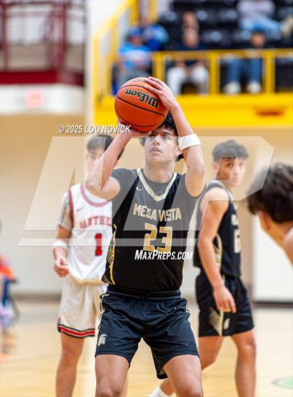 Thumbnail 3 in Mesa Vista @ Menaul (Braves Invite at Santa Fe Indian School) photogallery.