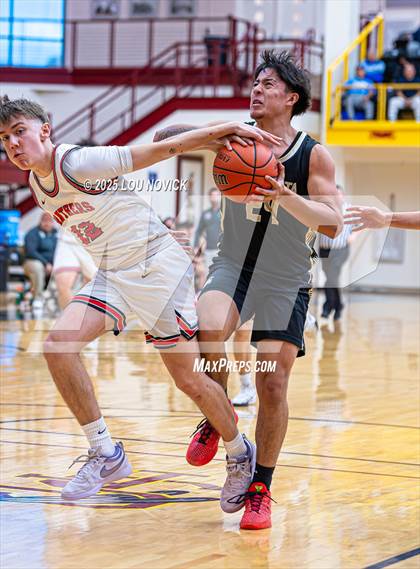Thumbnail 2 in Mesa Vista @ Menaul (Braves Invite at Santa Fe Indian School) photogallery.
