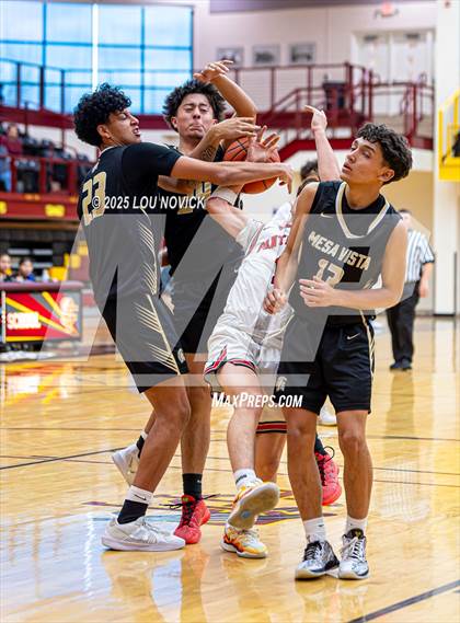 Thumbnail 3 in Mesa Vista @ Menaul (Braves Invite at Santa Fe Indian School) photogallery.
