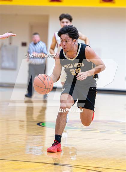 Thumbnail 3 in Mesa Vista @ Menaul (Braves Invite at Santa Fe Indian School) photogallery.