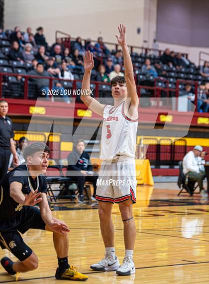 Thumbnail 2 in Mesa Vista @ Menaul (Braves Invite at Santa Fe Indian School) photogallery.