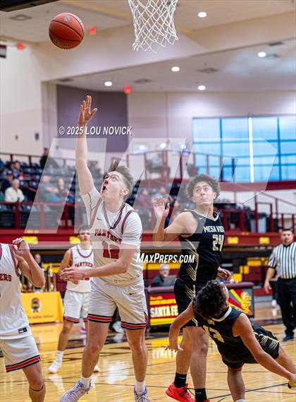 Thumbnail 3 in Mesa Vista @ Menaul (Braves Invite at Santa Fe Indian School) photogallery.