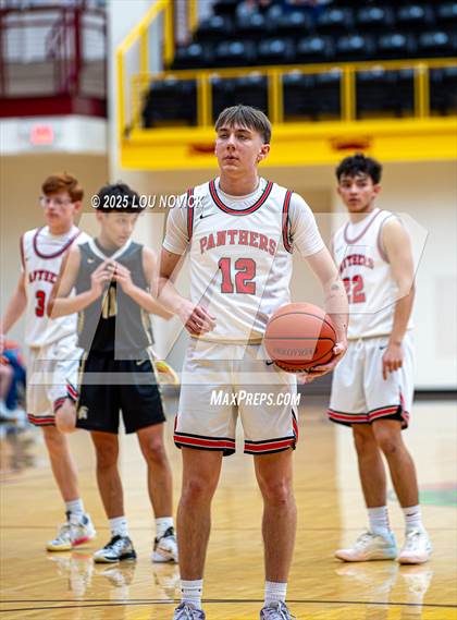 Thumbnail 1 in Mesa Vista @ Menaul (Braves Invite at Santa Fe Indian School) photogallery.