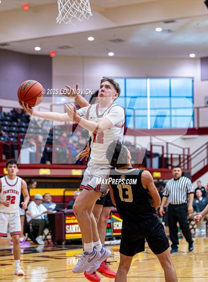 Thumbnail 3 in Mesa Vista @ Menaul (Braves Invite at Santa Fe Indian School) photogallery.