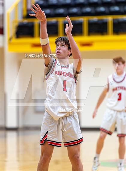 Thumbnail 2 in Mesa Vista @ Menaul (Braves Invite at Santa Fe Indian School) photogallery.