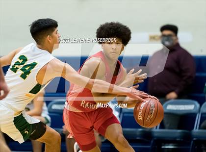 Thumbnail 2 in Taft @ Holmes photogallery.