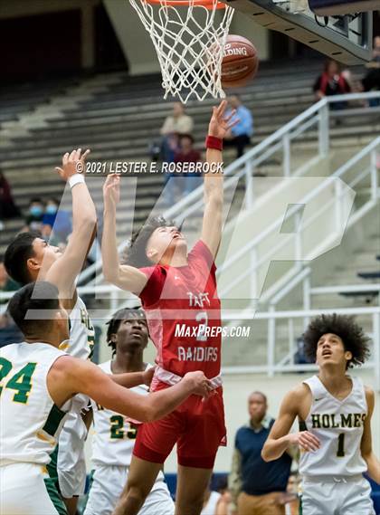 Thumbnail 3 in Taft @ Holmes photogallery.