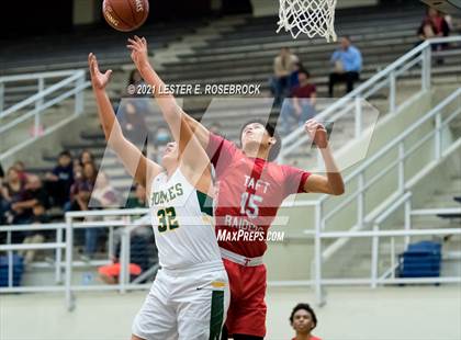 Thumbnail 1 in Taft @ Holmes photogallery.