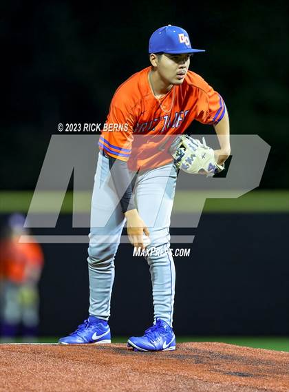 Thumbnail 1 in Grand Oaks vs Oak Ridge (2nd game double header) photogallery.