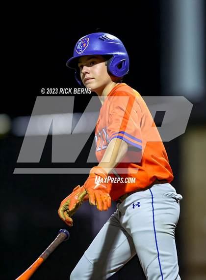 Thumbnail 2 in Grand Oaks vs Oak Ridge (2nd game double header) photogallery.