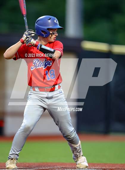 Thumbnail 2 in Grand Oaks vs Oak Ridge (2nd game double header) photogallery.