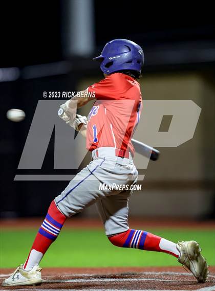Thumbnail 2 in Grand Oaks vs Oak Ridge (2nd game double header) photogallery.