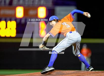 Thumbnail 2 in Grand Oaks vs Oak Ridge (2nd game double header) photogallery.