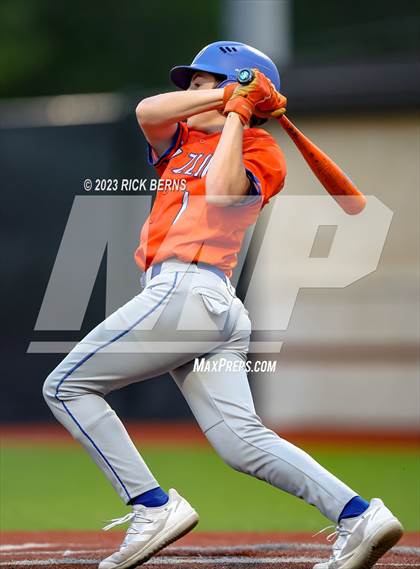 Thumbnail 2 in Grand Oaks vs Oak Ridge (2nd game double header) photogallery.