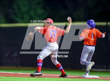 Thumbnail 3 in Grand Oaks vs Oak Ridge (2nd game double header) photogallery.