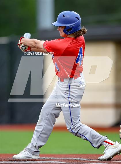 Thumbnail 1 in Grand Oaks vs Oak Ridge (2nd game double header) photogallery.