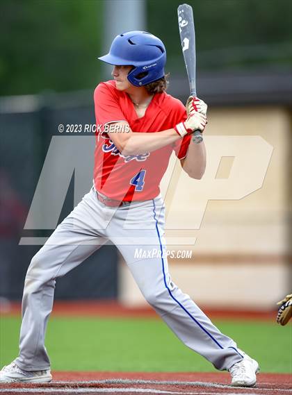 Thumbnail 2 in Grand Oaks vs Oak Ridge (2nd game double header) photogallery.