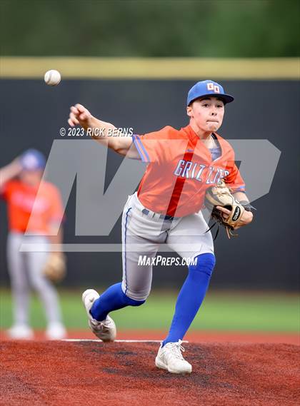 Thumbnail 2 in Grand Oaks vs Oak Ridge (2nd game double header) photogallery.