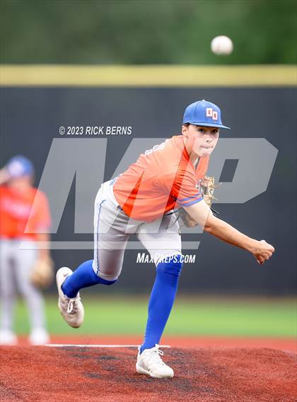 Thumbnail 3 in Grand Oaks vs Oak Ridge (2nd game double header) photogallery.