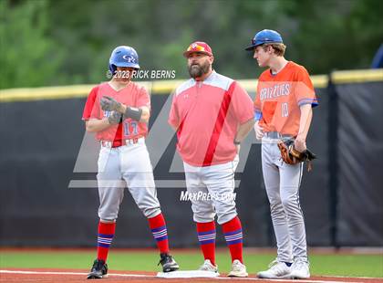 Thumbnail 3 in Grand Oaks vs Oak Ridge (2nd game double header) photogallery.