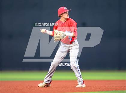 Thumbnail 1 in Grand Oaks vs Oak Ridge (2nd game double header) photogallery.