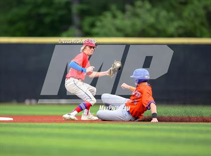 Thumbnail 3 in Grand Oaks vs Oak Ridge (2nd game double header) photogallery.