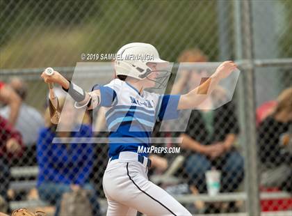 Thumbnail 1 in Marian vs. Beatrice photogallery.