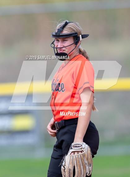 Thumbnail 2 in Marian vs. Beatrice photogallery.