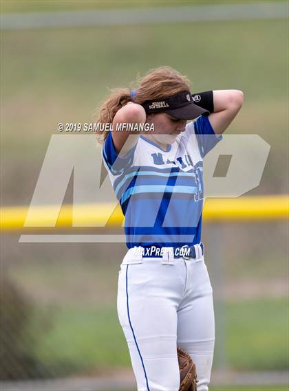 Thumbnail 2 in Marian vs. Beatrice photogallery.