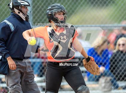 Thumbnail 3 in Marian vs. Beatrice photogallery.
