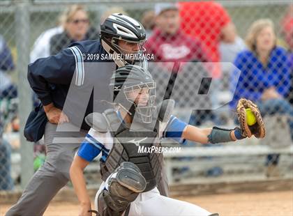 Thumbnail 3 in Marian vs. Beatrice photogallery.