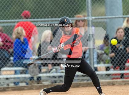 Thumbnail 2 in Marian vs. Beatrice photogallery.