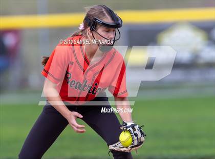 Thumbnail 2 in Marian vs. Beatrice photogallery.