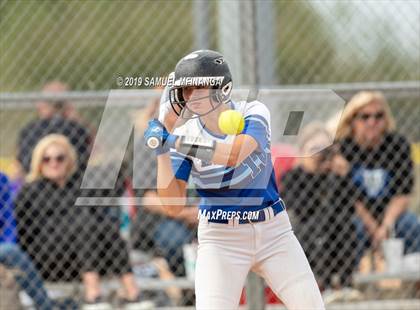 Thumbnail 3 in Marian vs. Beatrice photogallery.