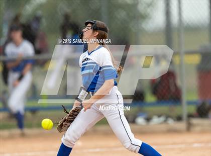 Thumbnail 3 in Marian vs. Beatrice photogallery.