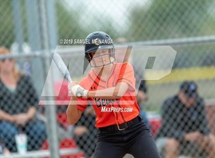 Thumbnail 2 in Marian vs. Beatrice photogallery.