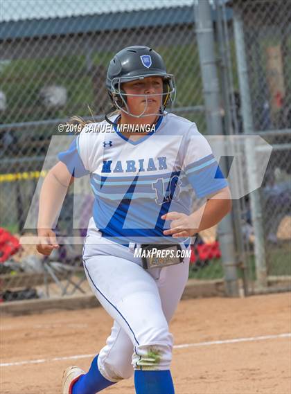 Thumbnail 1 in Marian vs. Beatrice photogallery.