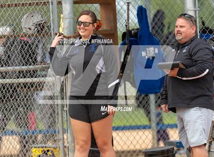 Thumbnail 3 in Marian vs. Beatrice photogallery.