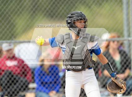 Thumbnail 2 in Marian vs. Beatrice photogallery.