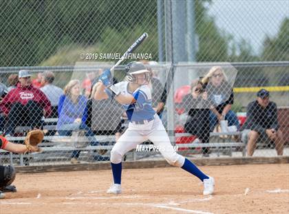 Thumbnail 1 in Marian vs. Beatrice photogallery.