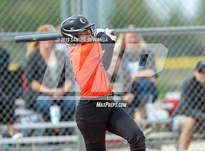 Thumbnail 3 in Marian vs. Beatrice photogallery.
