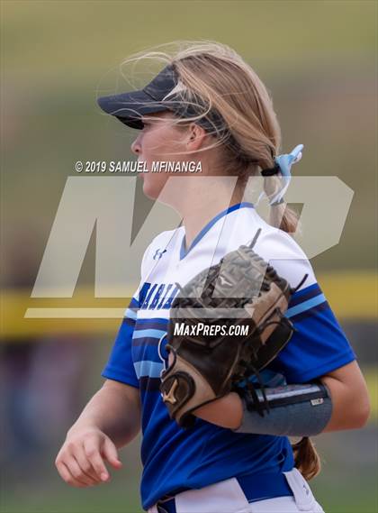 Thumbnail 3 in Marian vs. Beatrice photogallery.