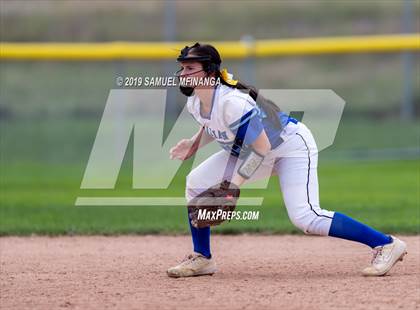 Thumbnail 1 in Marian vs. Beatrice photogallery.