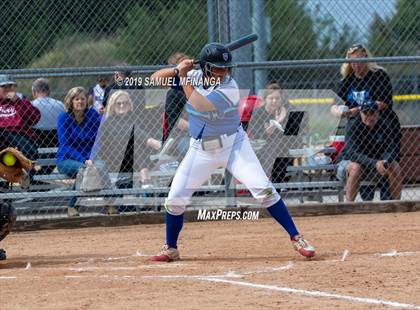 Thumbnail 2 in Marian vs. Beatrice photogallery.