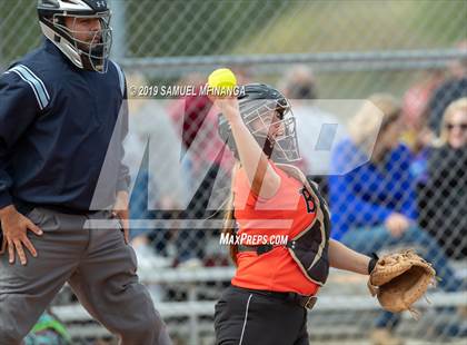 Thumbnail 2 in Marian vs. Beatrice photogallery.